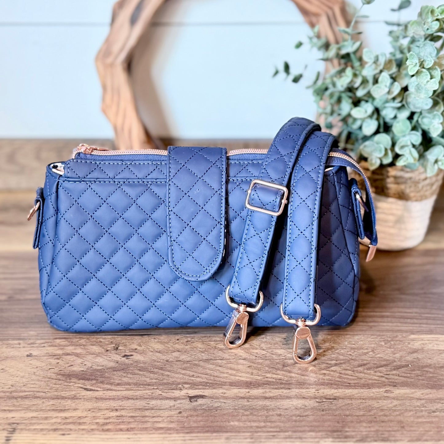 AVA SHOULDER BAG