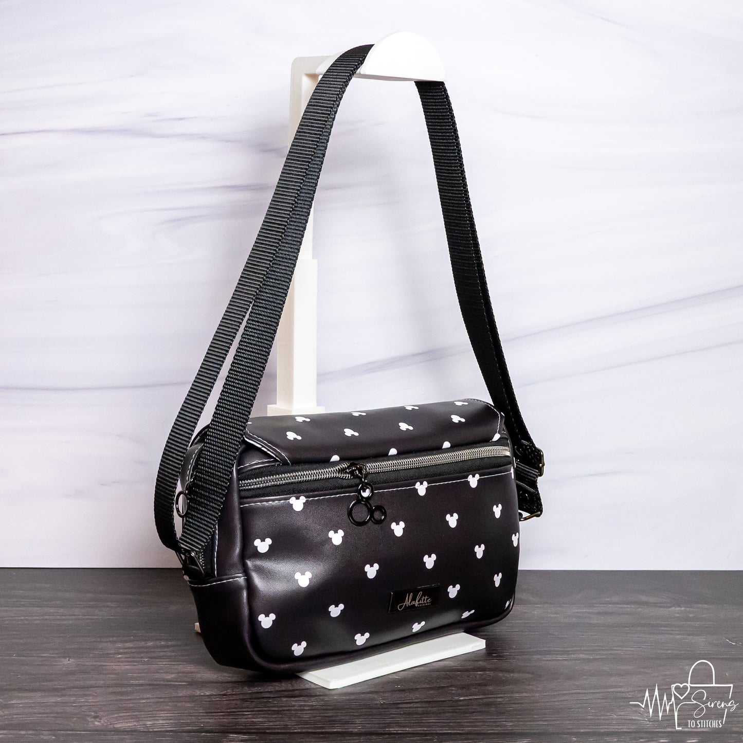 PARKER CROSSBODY