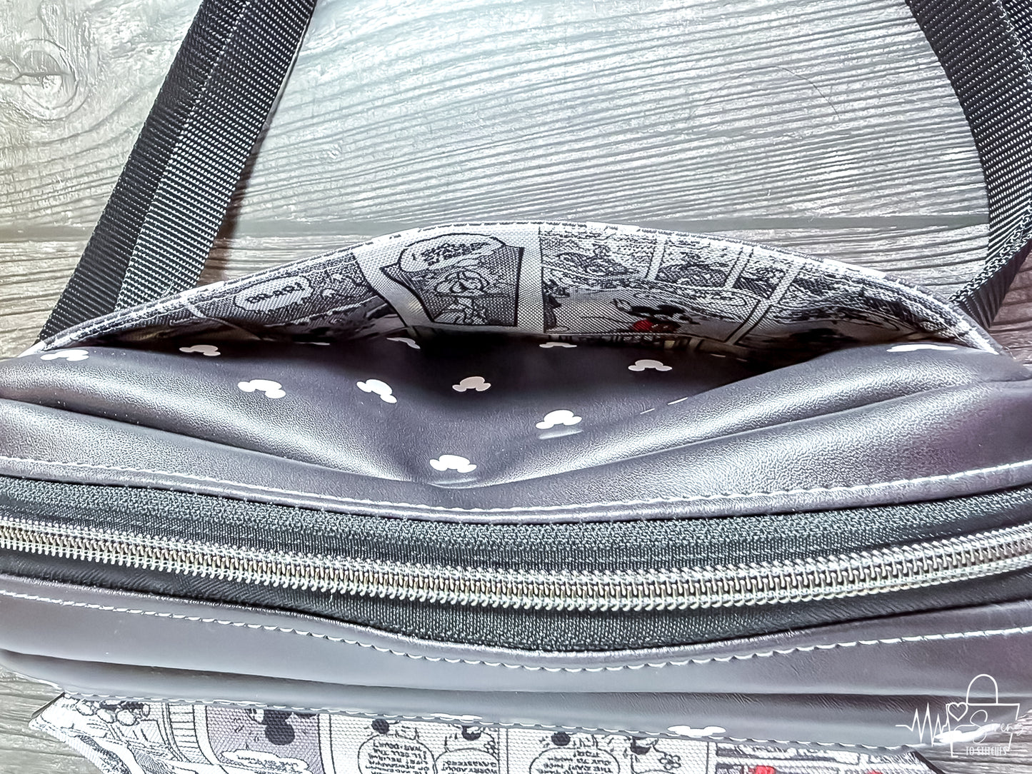 PARKER CROSSBODY