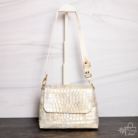 IRIS CROSSBODY