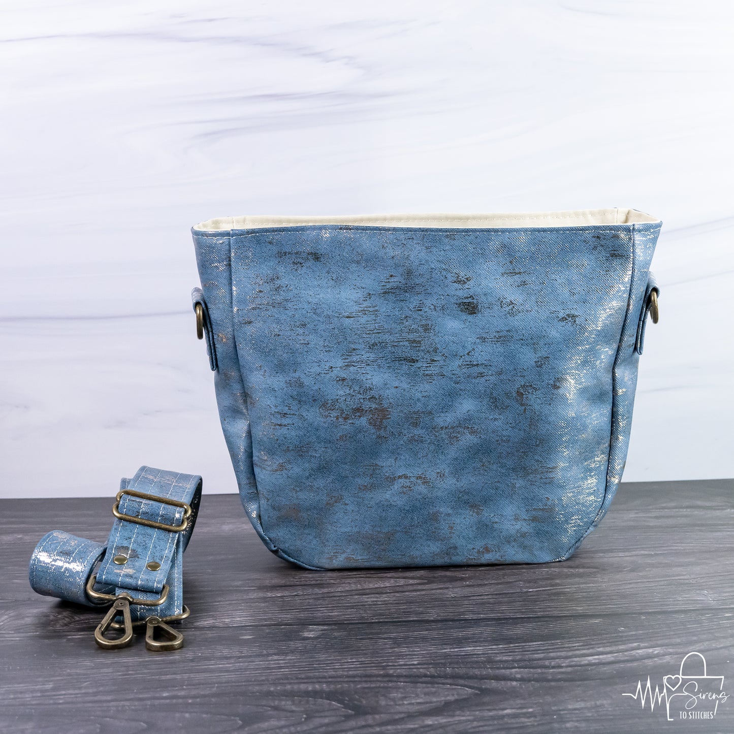PIERA POCKET TOTE